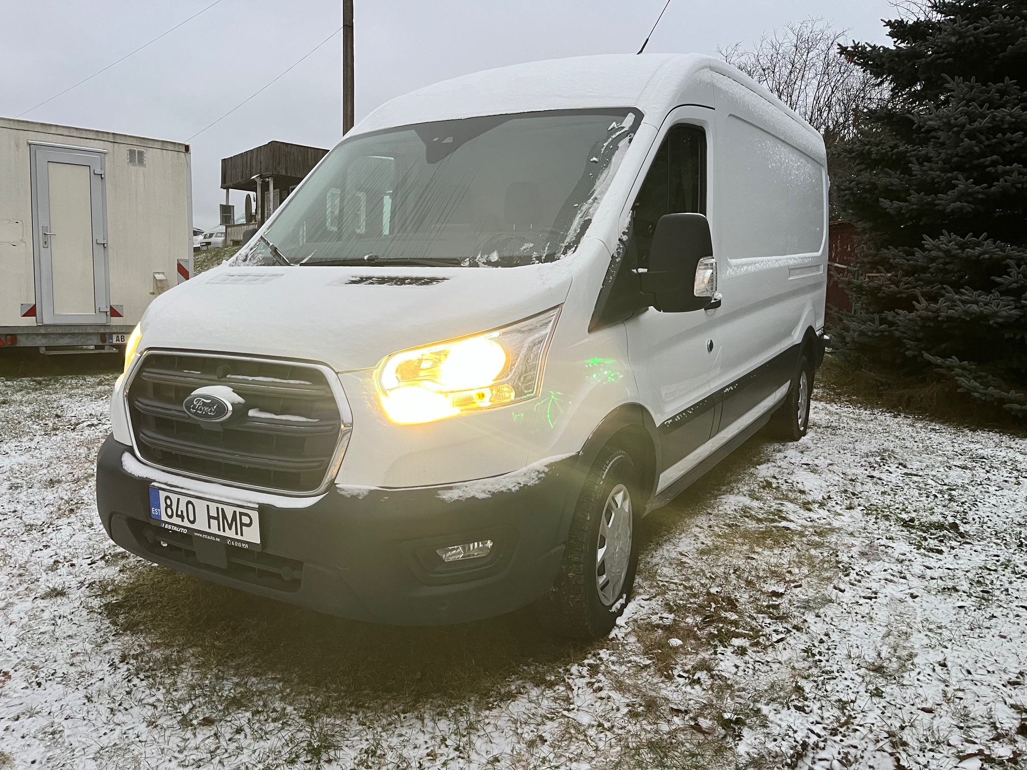 Ford Transit 350L EF L3H2